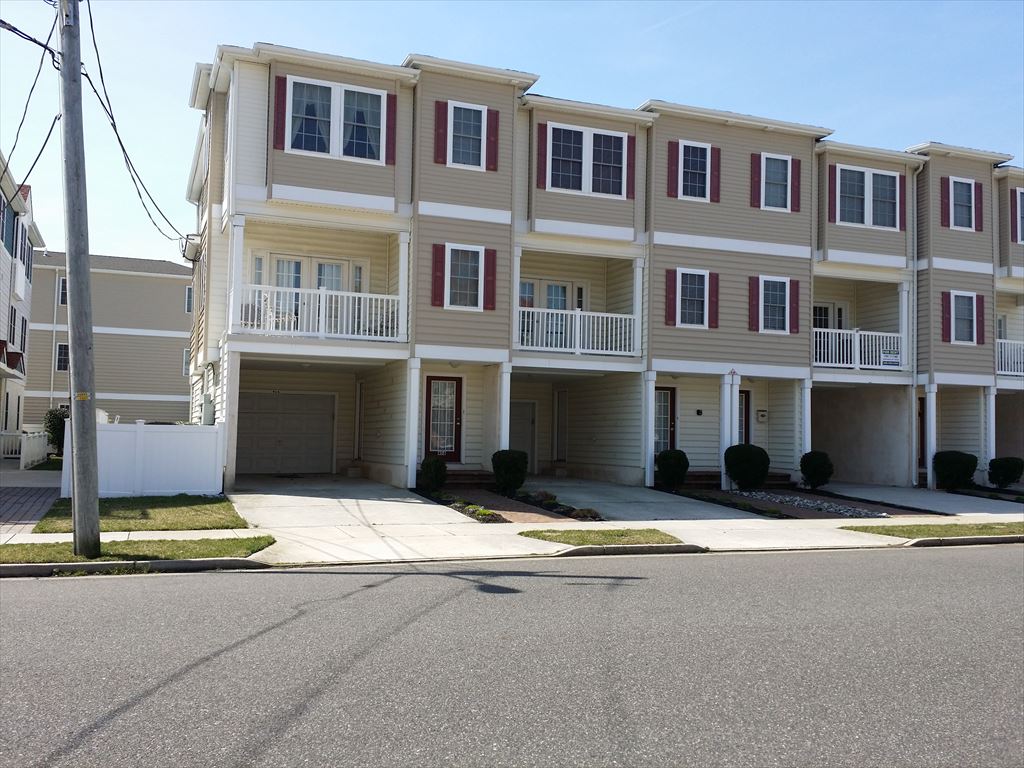 406 EAST 24TH AVENUE NORTH WILDWOOD BEACHBLOCK SUMMER VACATION